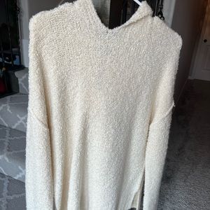 White hooded sweater